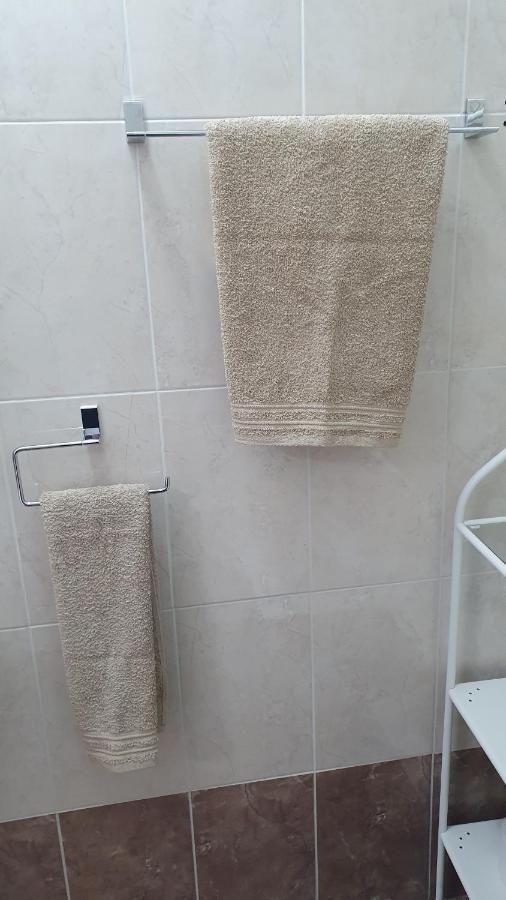 Peaceful Apartment With Double Bed - Oak Breeze 파포스 외부 사진